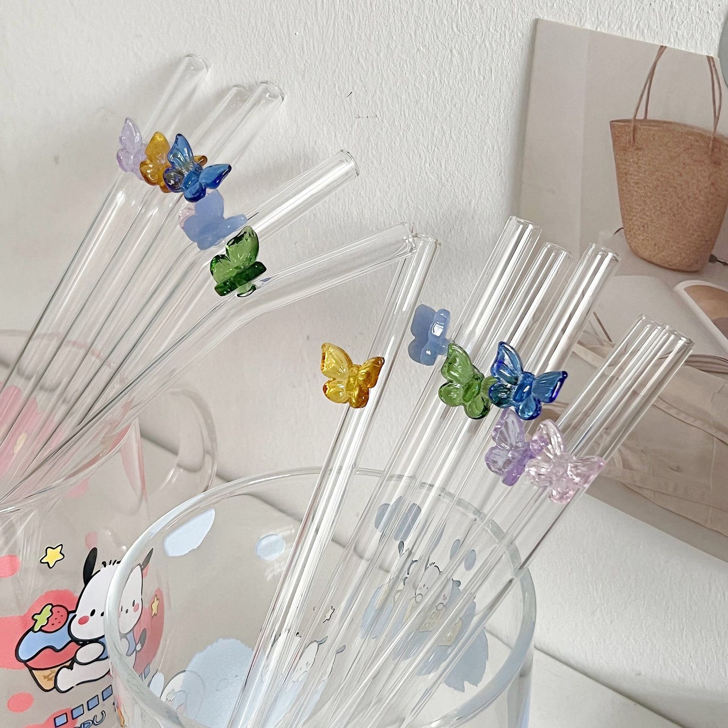Butterfly Bent Glass Straws for Glass Cans